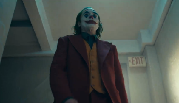 Joker-trailer-screenshots-17-600x346  