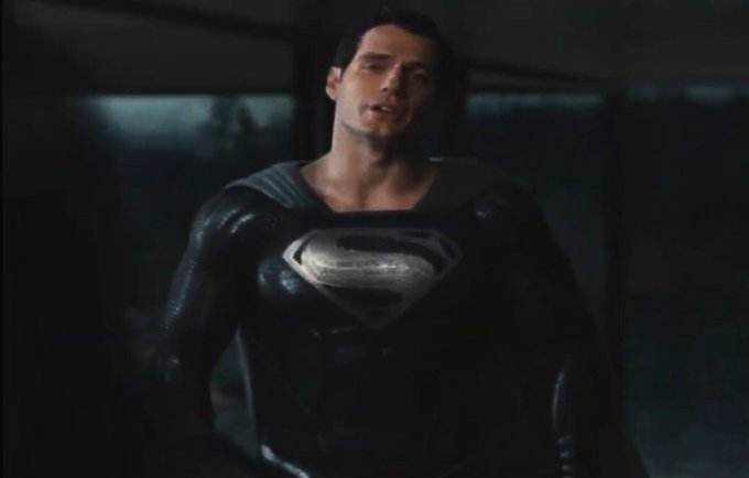 Superman dons his black suit in Zack Snyder's Justice ...